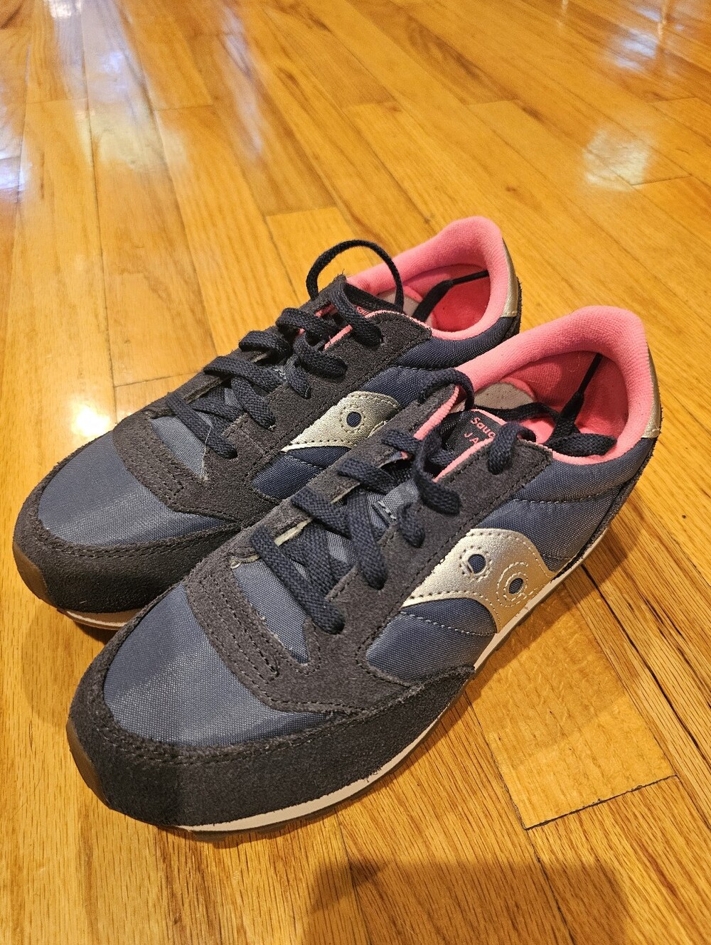 NWT Saucony Jazz Sneakers